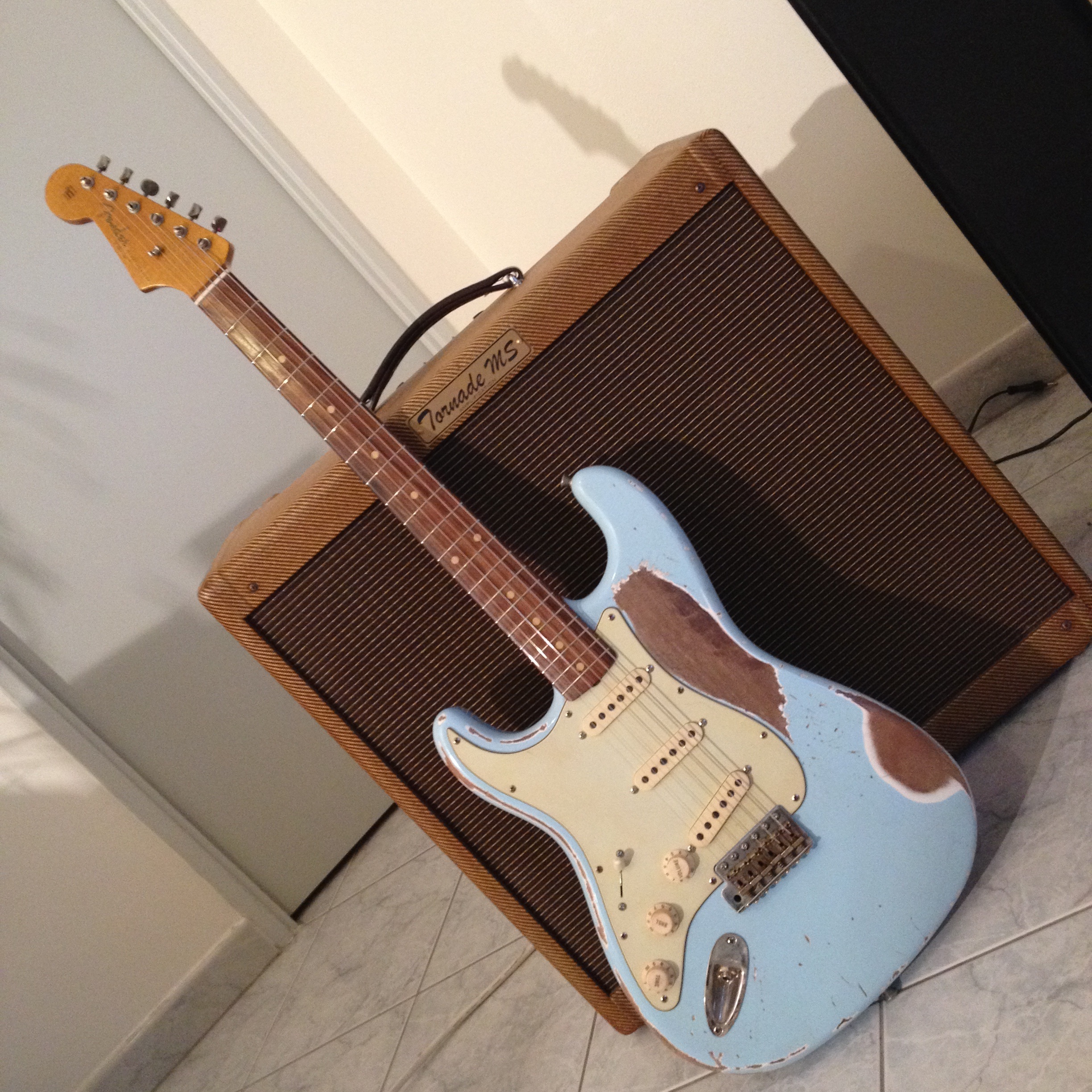 Strat Sonic Blue 4