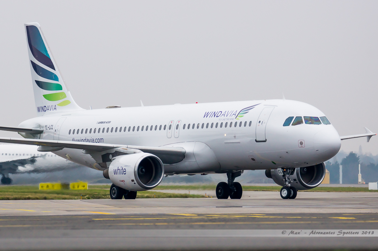 [05/01/2014] Airbus A320 (YL-LCL) Windavia 14011312073216756011892399