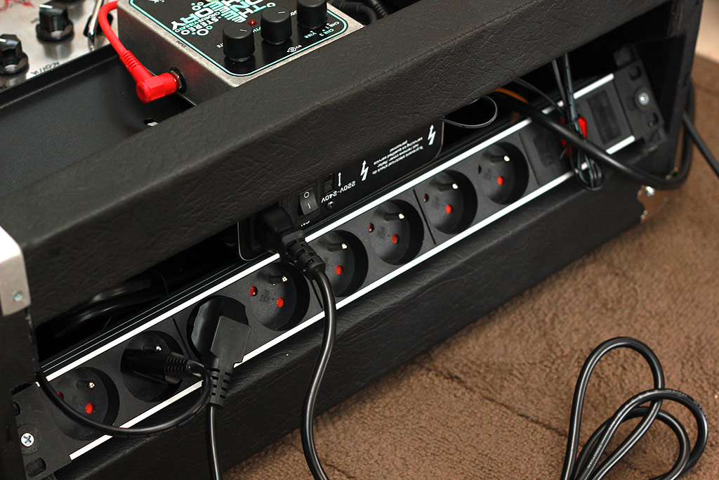 pedalboard-Rack-3