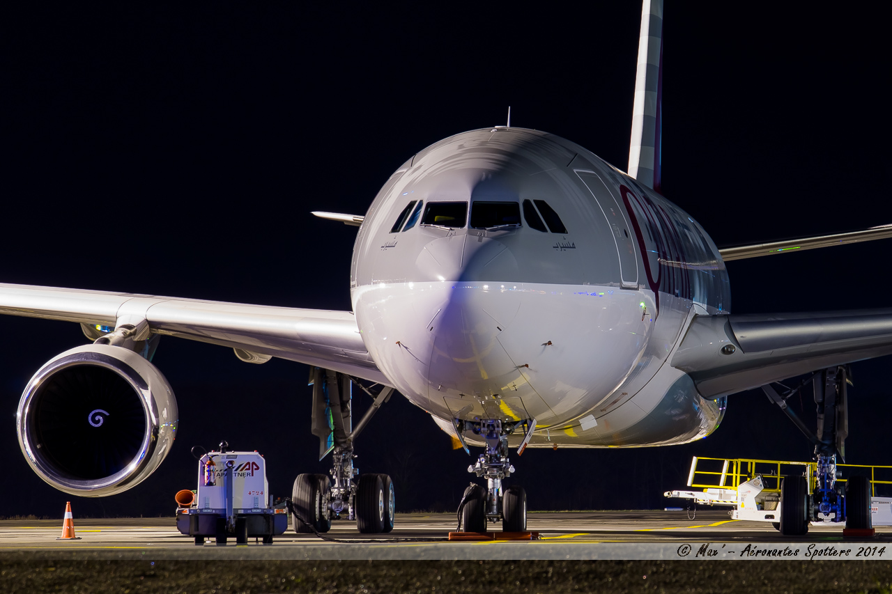 [02/02/2014] Airbus A330-200 (A7-HJJ) Qatar Amiri Flight 14020301204016756011951698