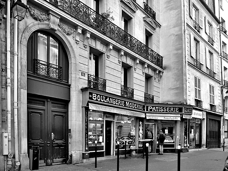 FIL: trottoirs de Paris +VITRINES 14021108344515176311973297