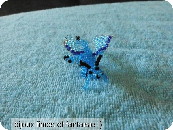 dragon bleu en perles de rocaille
