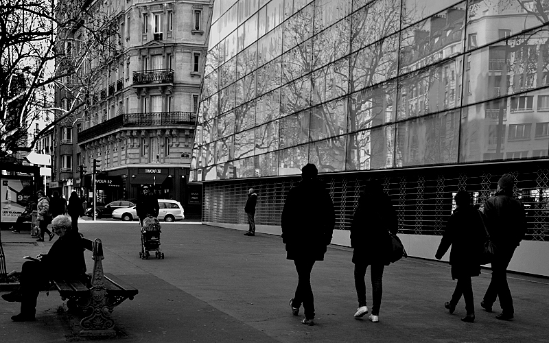 FIL: trottoirs de Paris +VITRINES - Page 2 14021708020615176311990451