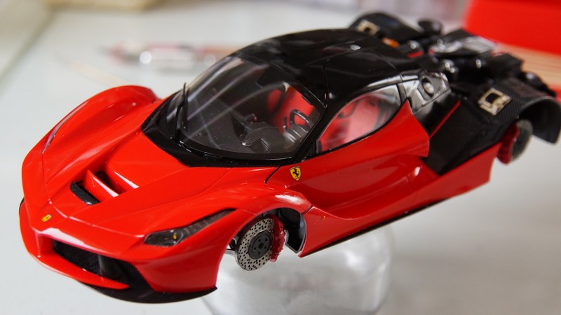 La ferrari - La LaFerrari - Page 8 14022810473013650512021851