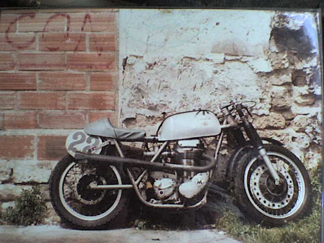 Matchless Cachan con .JPG