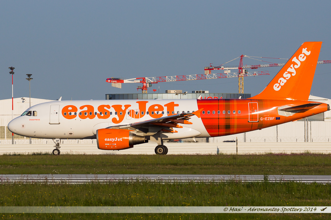 Spotting du 20/04/2014 : A320 Astra + A332 Syphax + A319 Easyjet "Iverness c/s" + divers... 14042106421917438712167213