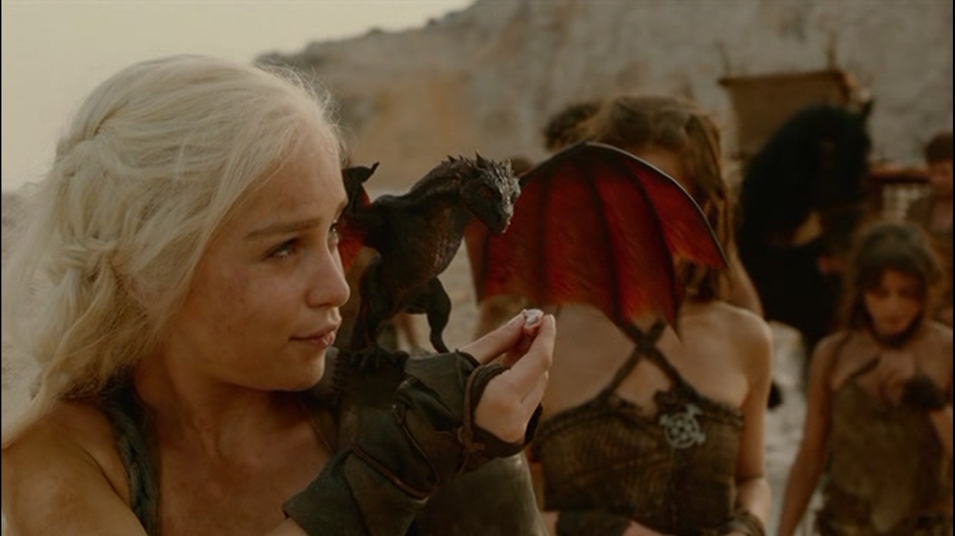 Daenerys_&_Drogon_2x01