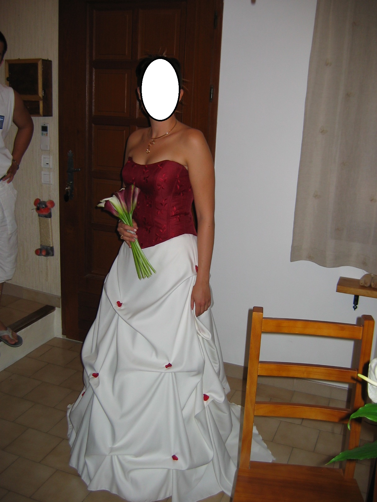 Les photos de vos robes de mariée - Page 5 14050701311214811412216092