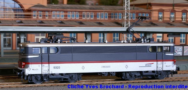Roco BB 109322 – Locomotive électrique Analogique époque 6 – Caisse Neuve