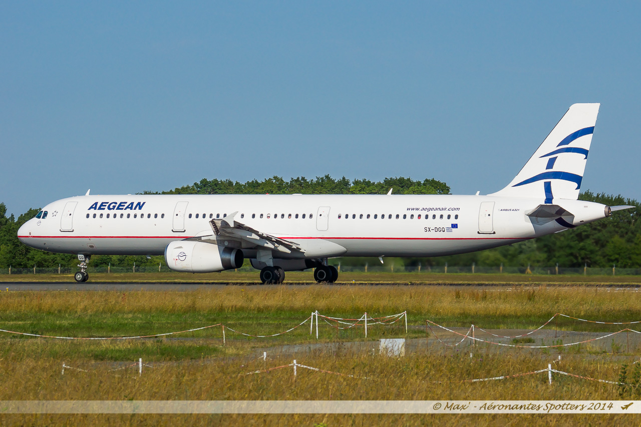 Spotting du 21/06/2014 : Avro RJ70 Bulgaria Air + Beluga 4TD + A321 Aegean + B734 Air Explore - Page 2 14062202214017438712335354