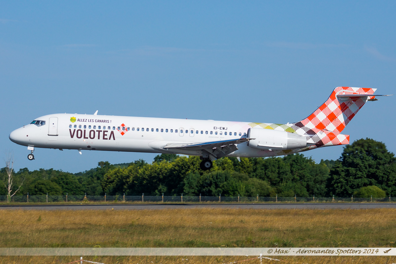 Spotting du 21/06/2014 : Avro RJ70 Bulgaria Air + Beluga 4TD + A321 Aegean + B734 Air Explore - Page 2 14062202220717438712335359