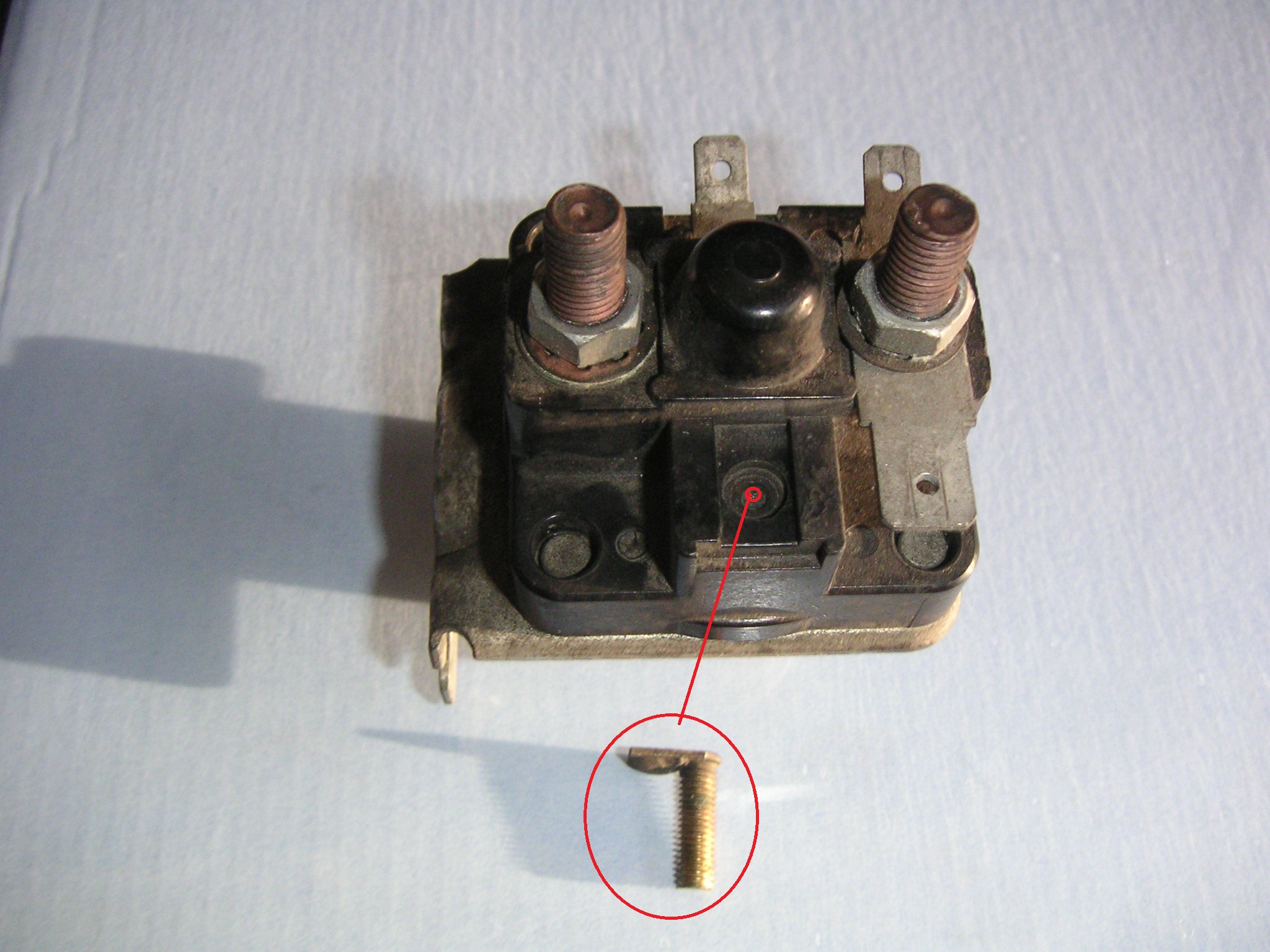 Relais d&eacute;marreur avec sortie vers bobine des soud&eacute;e(1)