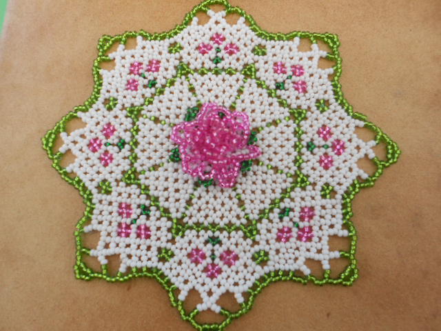 napperon jardin de roses 02