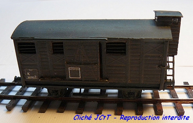 Wagons couverts 2 essieux maquette 1409081136238789712510137