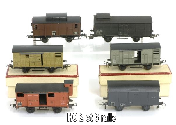 JOUEF ÉCHELLE HO wagon plat 2 essieux + 2 containers 10 pieds BAILLY