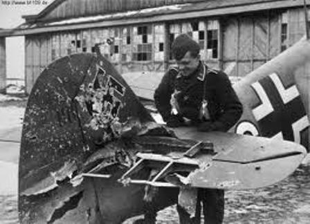 Focke-Wulf Fw-190A-5 + BMW-327 Pips Priller - Page 3 14100504440017786412584339