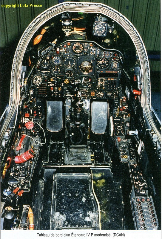 [Heller] 1/48 - Dassault Etendard IV M - 11 F 1978 - (eivm) - Page 2 14101406545817732312612442