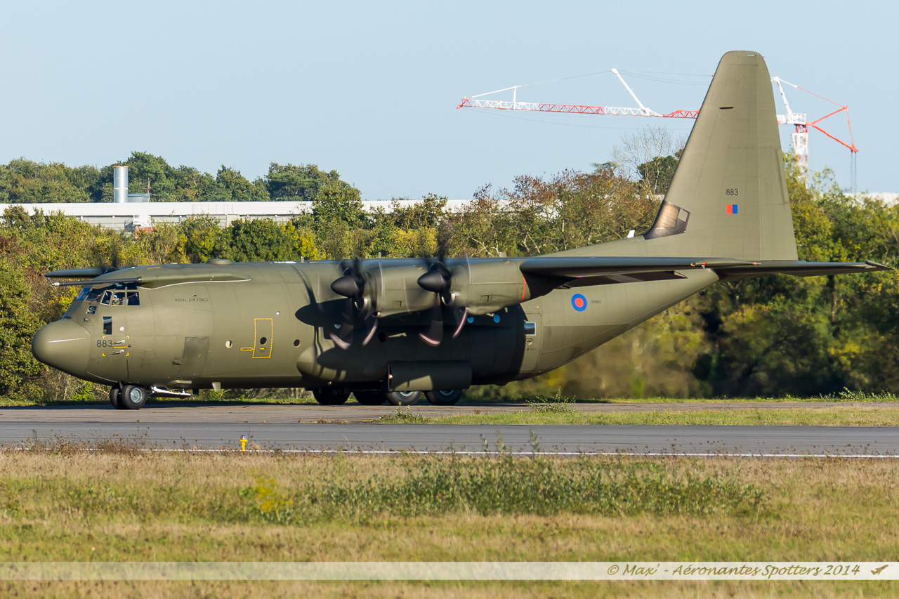 Spotting 18/10/2014 : C130 Royal Air Force ZZ883, 738 Enter air Hybride ; 320 Corsica anniversaire ; Do328 BA 14101906012418119312626020