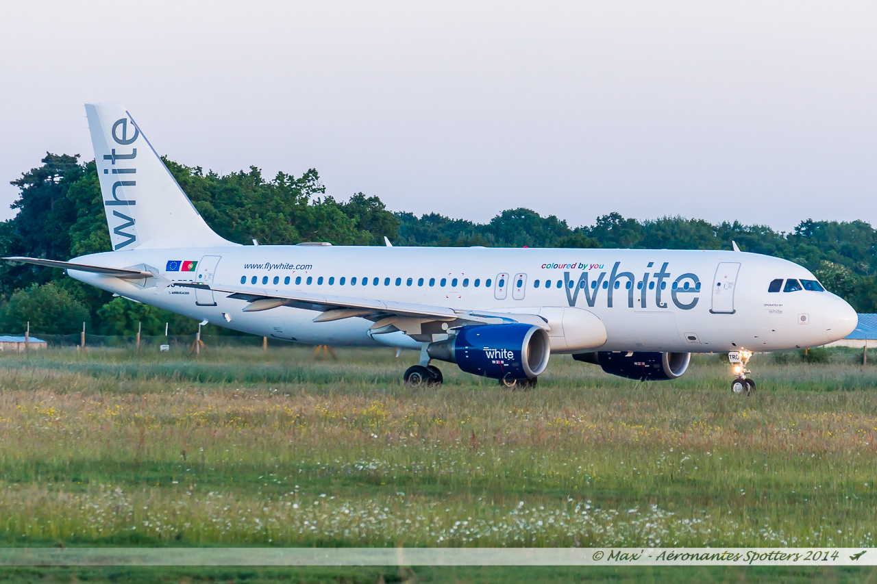 [05/05/2014] AIRBUS A320 (CS-TRO) WHITE 14102401280918224512638629