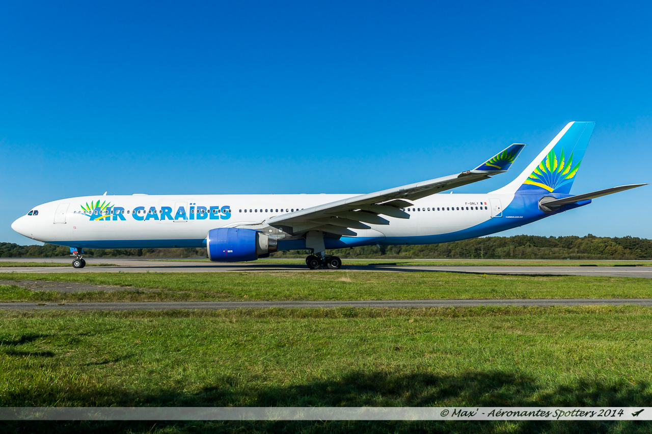 [27/10/2014] Airbus A330-300 ( F-HPTP & F-ORLY) Air Caraïbes 14102711372018224512651092