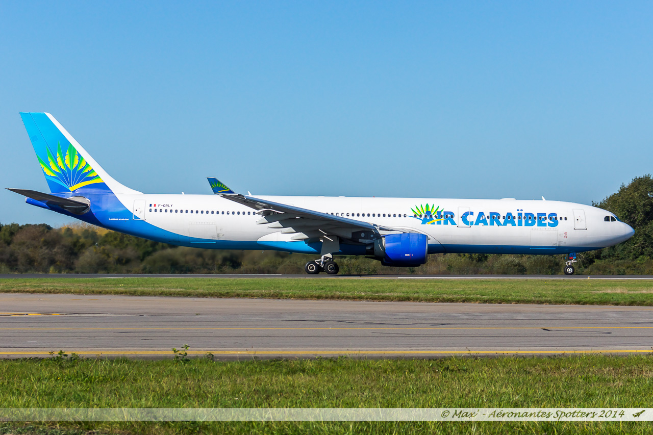 [27/10/2014] Airbus A330-300 ( F-HPTP & F-ORLY) Air Caraïbes 14102711372518224512651093