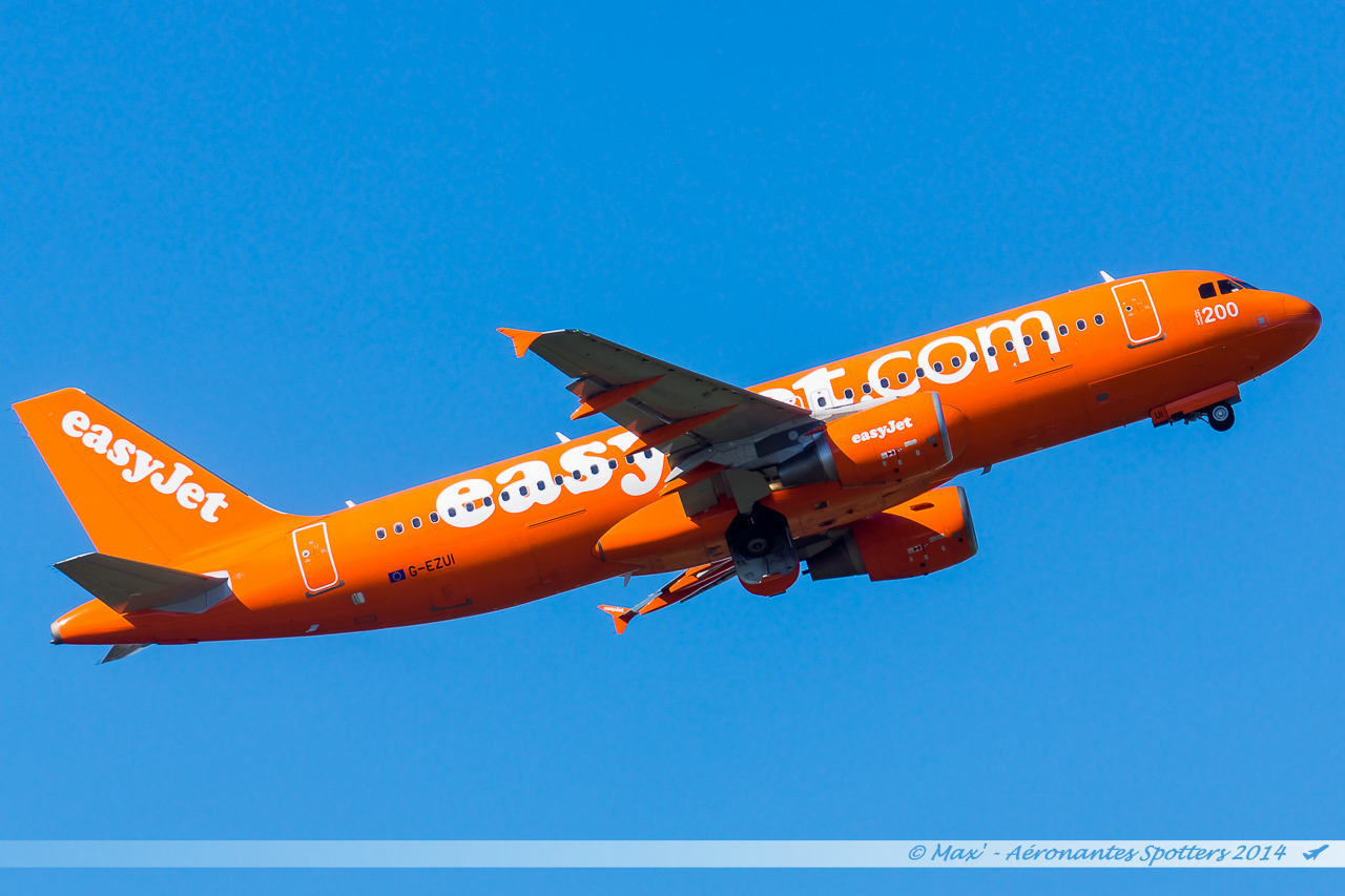 [27/10/2014] Airbus A330-300 ( F-HPTP & F-ORLY) Air Caraïbes + Airbus A320-200 (G-EZUI) Easyjet : "200th Airbus for Easyjet"  14102711380018224512651099