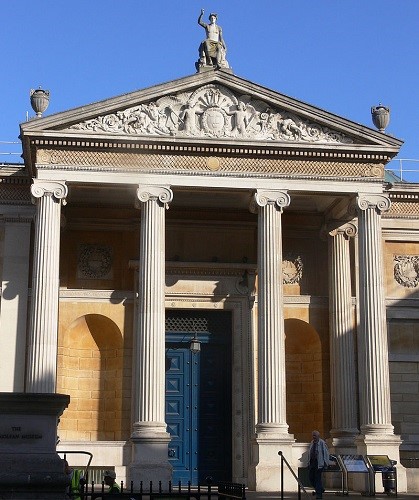 0 Oxford_-_Ashmolean_Museum_-_colonnes