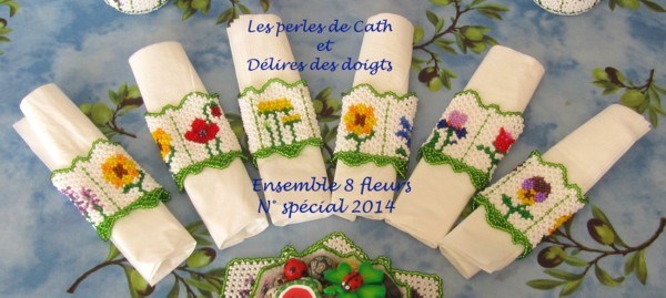 Ronds de serviettes 8 fleurs