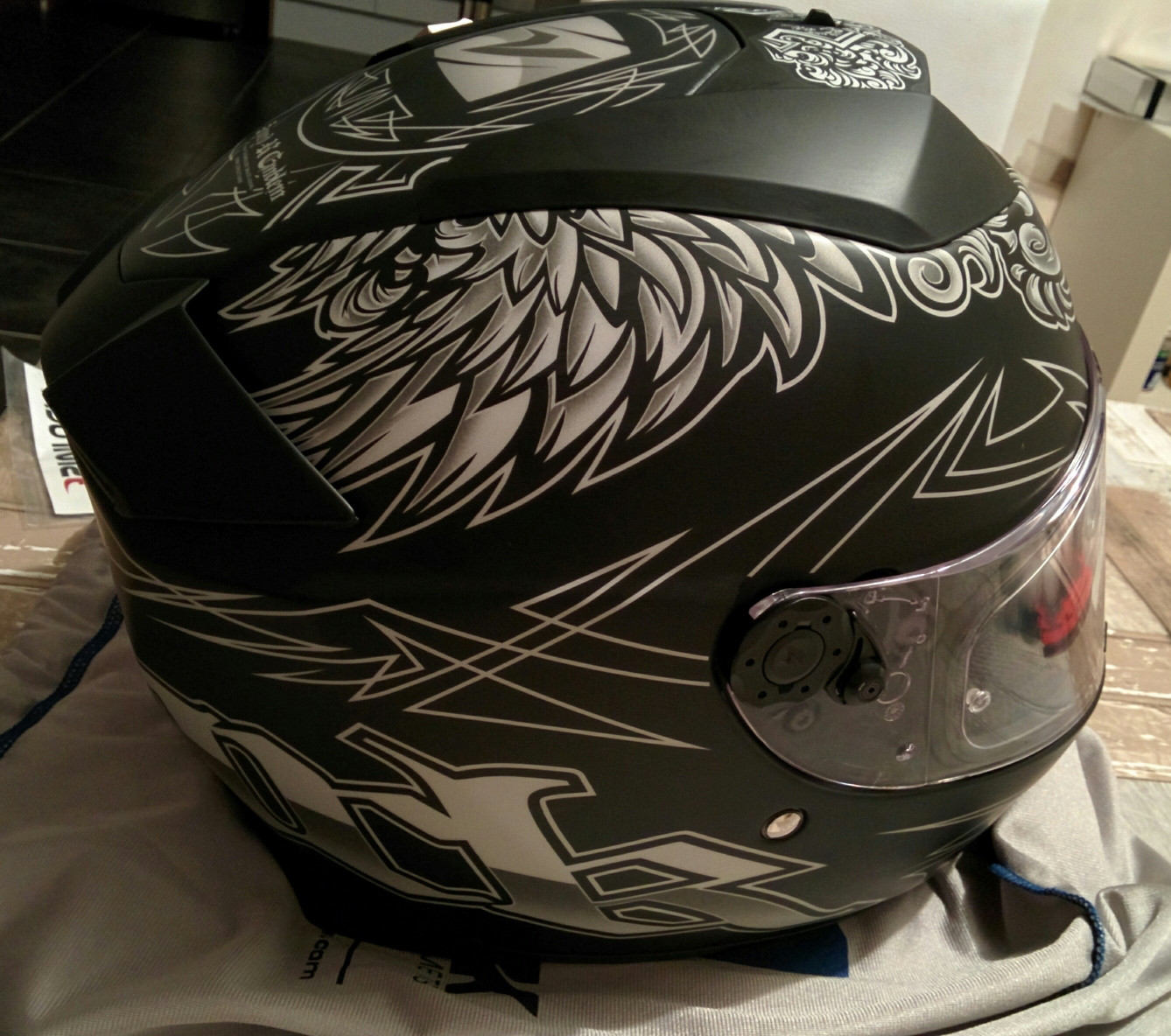 Vendu! Casque Shark Speed-R 1411270957128436812743763