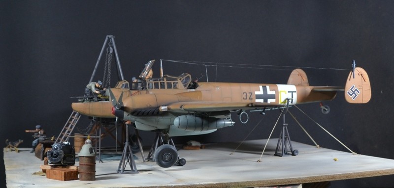 Bf110 en maintenance Catania 1942 14121107594317786412787734