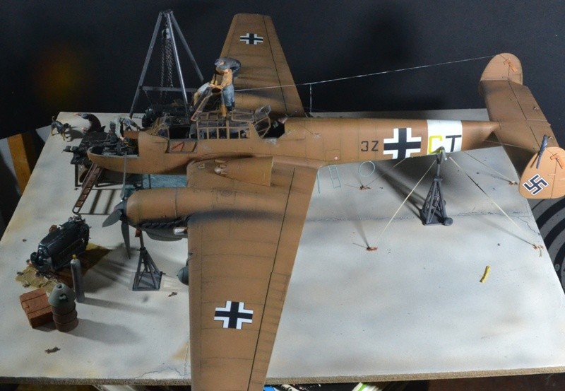 Bf110 en maintenance Catania 1942 14121107594517786412787737