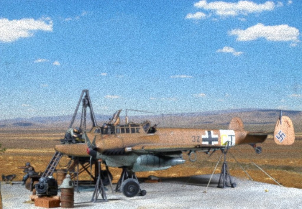 Bf110 en maintenance Catania 1942 14121108250217786412787801