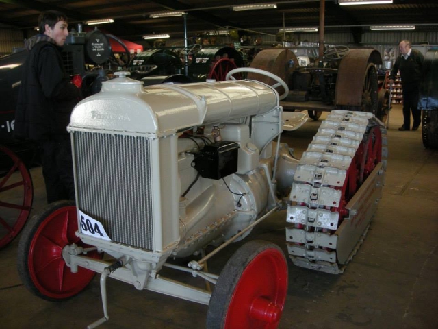 FORDSON - Page 2 14122701550517714612825982