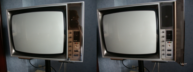 Robocolt et sa télé vintage réhabilitée pour lire du MP4 ! 14123002120118010012834465