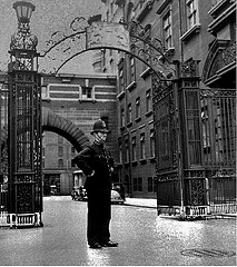 Gardien Victoria Embankment