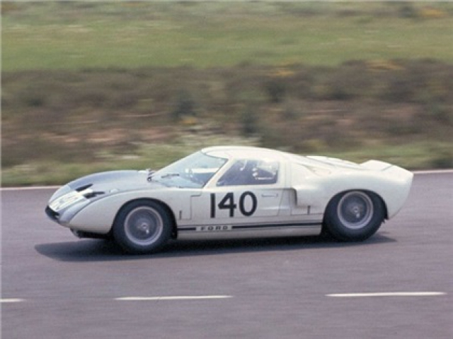  ford gt 40 15012110222413504512894432