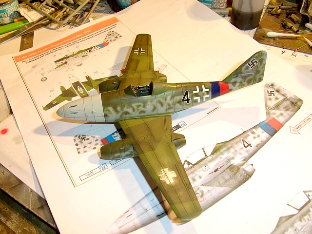 (Concours avions allemands WWII) Me 262A-1a Academy 1/72 - Page 4 1501230514069736112899095