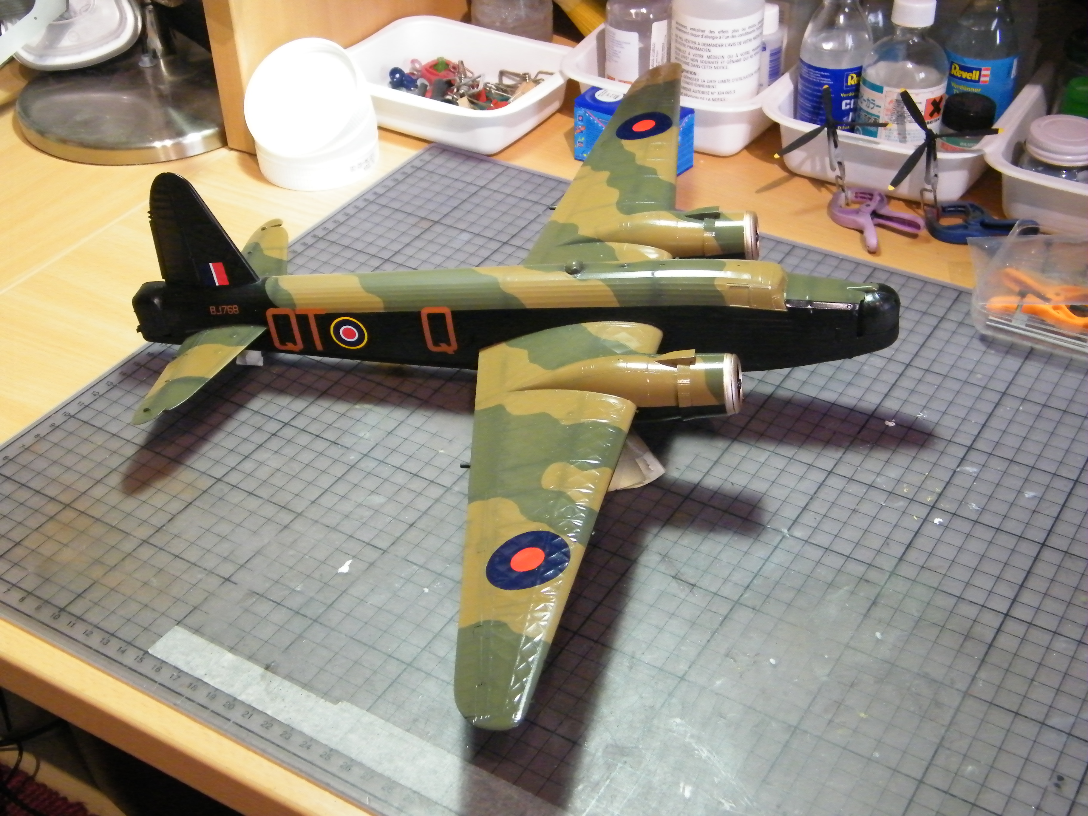 WELLINGTON /MK III (Trumpeter 1/48) Projet AA - Page 7 1501241003019753812900778