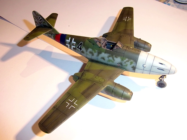 (Concours avions allemands WWII) Me 262A-1a Academy 1/72 - Page 5 1502051212239736112934548