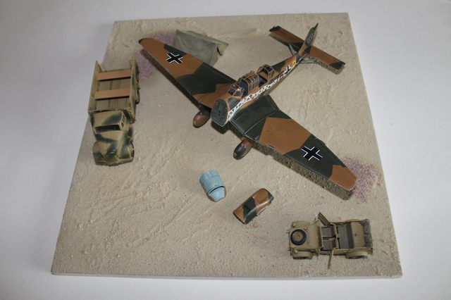 [concours avions allemand WWII] Junkers Ju87 B-2 Italeri 1/48 - Page 7 1502181135278566312977807