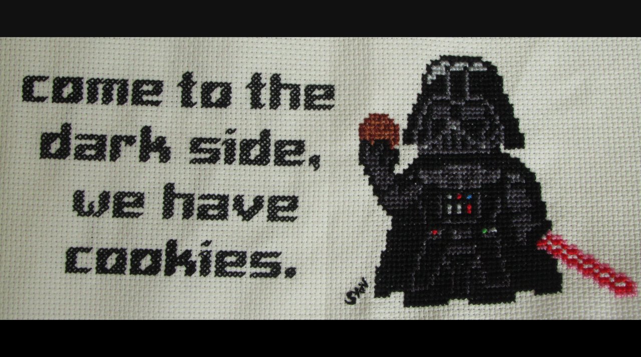 darth_vader_cross_stitch_by_santian69-d41a5he