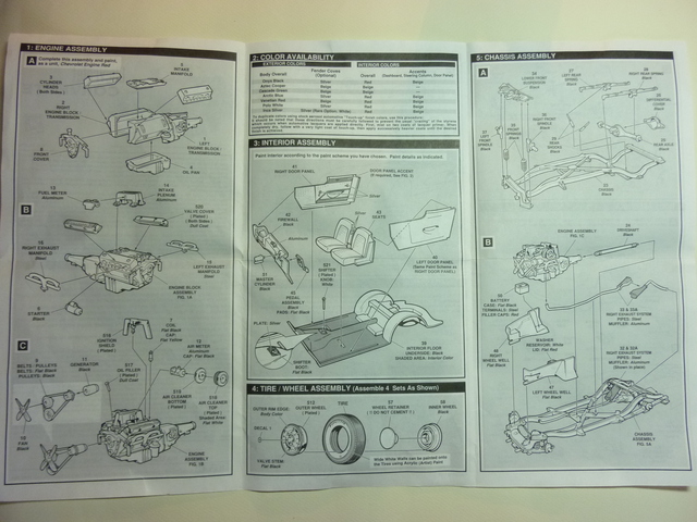 Chevrolet corvette 1/25 15031811121013504513084054