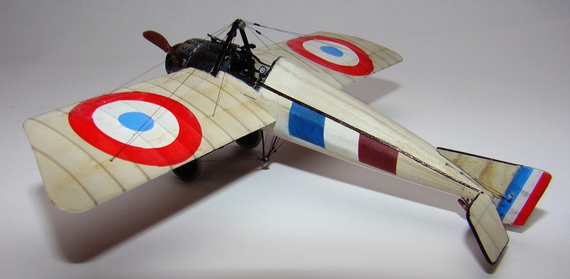 Morane Saulnier Type N - Revell - 1/72ème - Page 2 15031909064510331813086858