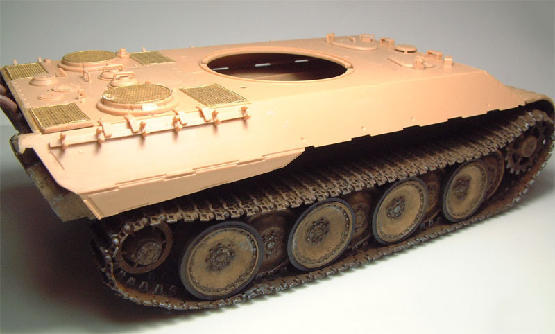 [HobbyBoss] German Panther Ausf.D Flak Bergepanther - 1/35e - - Page 2 1504071049044769013148670