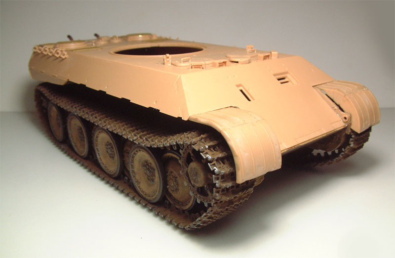 [HobbyBoss] German Panther Ausf.D Flak Bergepanther - 1/35e - - Page 2 1504071049054769013148671