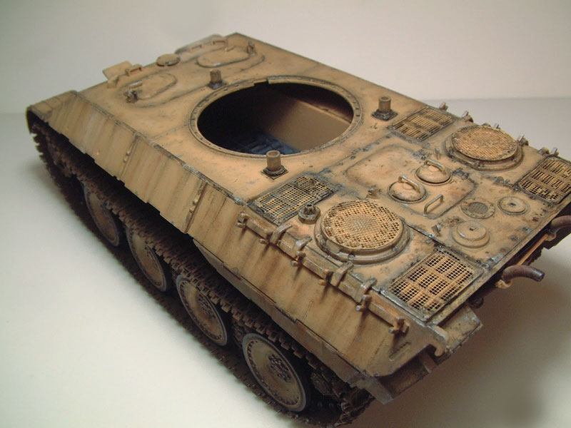 [HobbyBoss] German Panther Ausf.D Flak Bergepanther - 1/35e - - Page 3 1504080718434769013152940