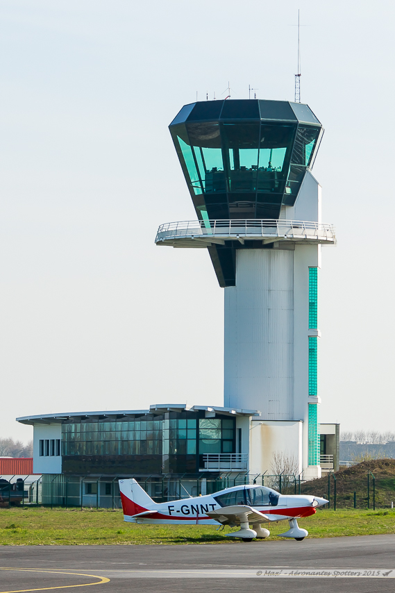 [08/04/2015] Aéroport de Le Havre-Octeville 15041212321519094713163202