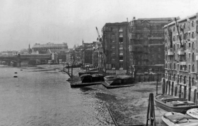 0 North upstream Southwark Br 1955