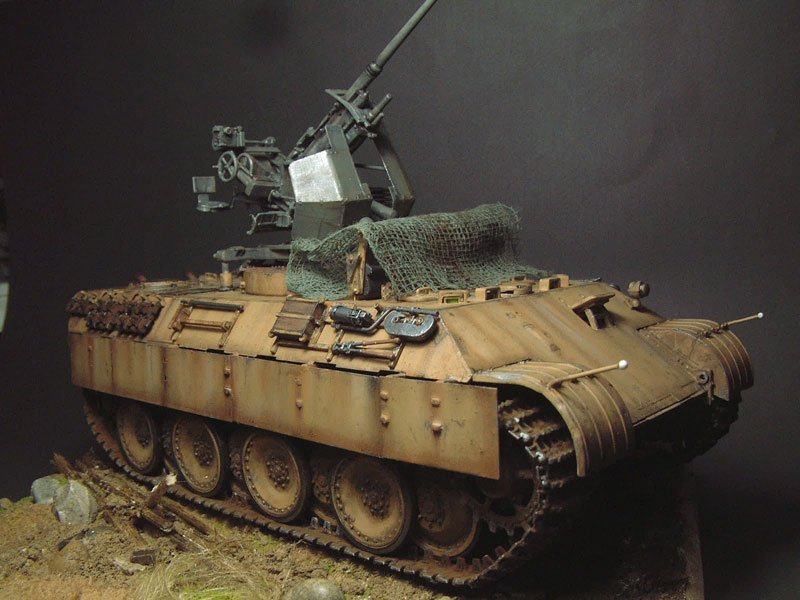 [HobbyBoss] German Panther Ausf.D Flak Bergepanther - 1/35e - 1504200926534769013188935