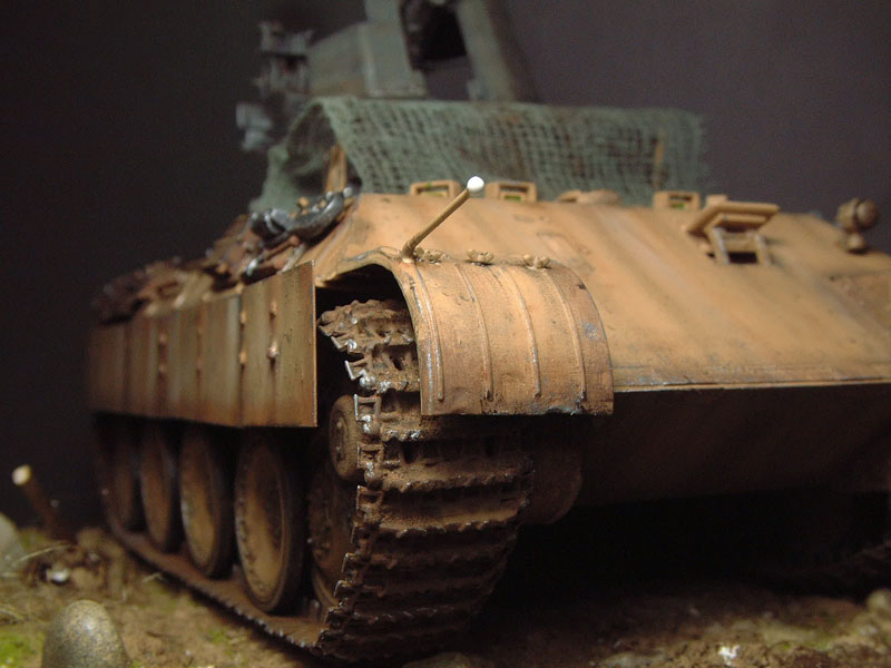 [HobbyBoss] German Panther Ausf.D Flak Bergepanther - 1/35e - 1504200927164769013188953